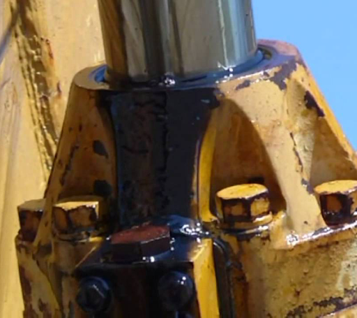 Hvordan kan problemet med hydraulisk cylinderolie lækage løses?