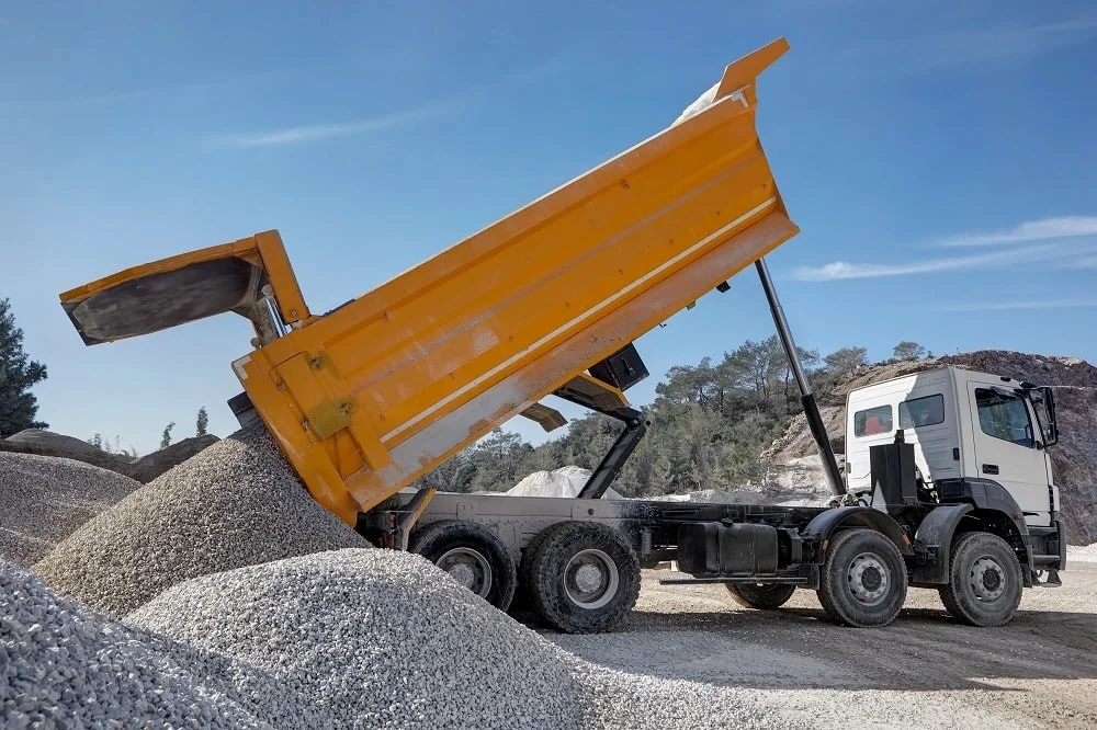 Hvordan justerer du den hydrauliske cylinderstigning af dumpbilen？