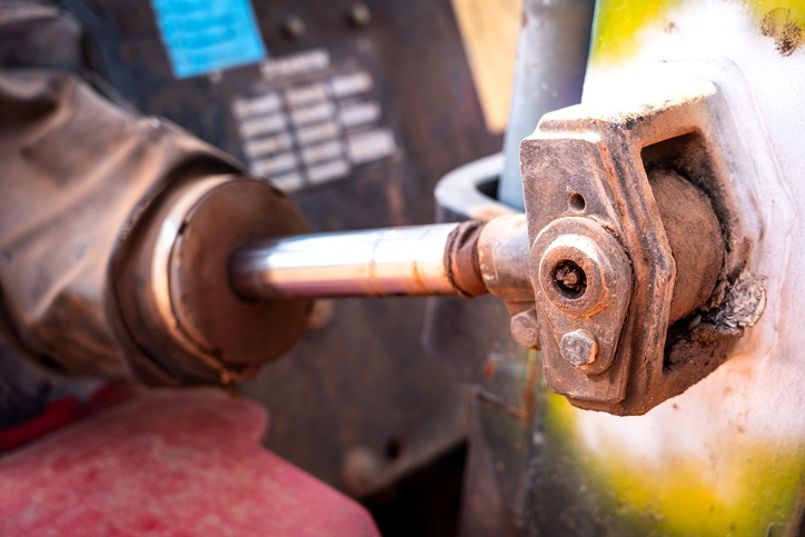 Hvordan klarer hydrauliske cylindre komplekse installationsmiljøer?